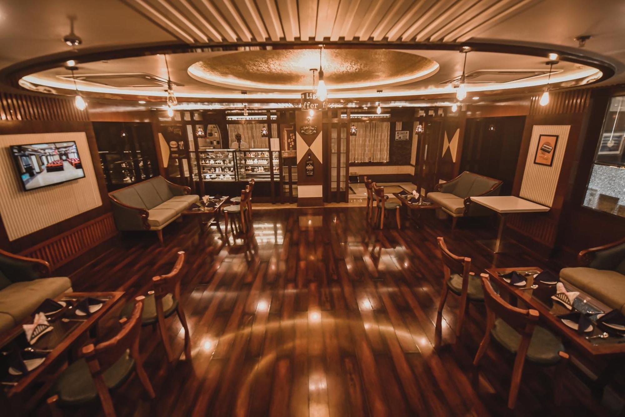 Konark Grand Hotel Mirzapur Luaran gambar