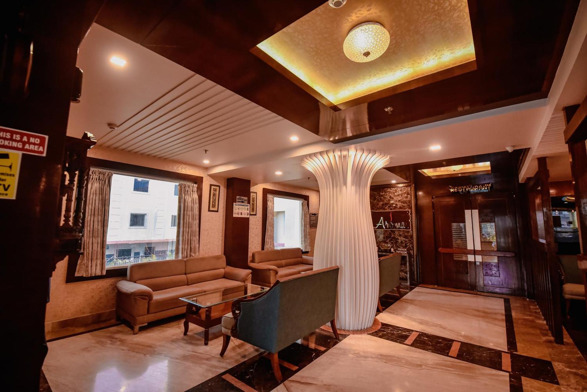 Konark Grand Hotel Mirzapur Luaran gambar