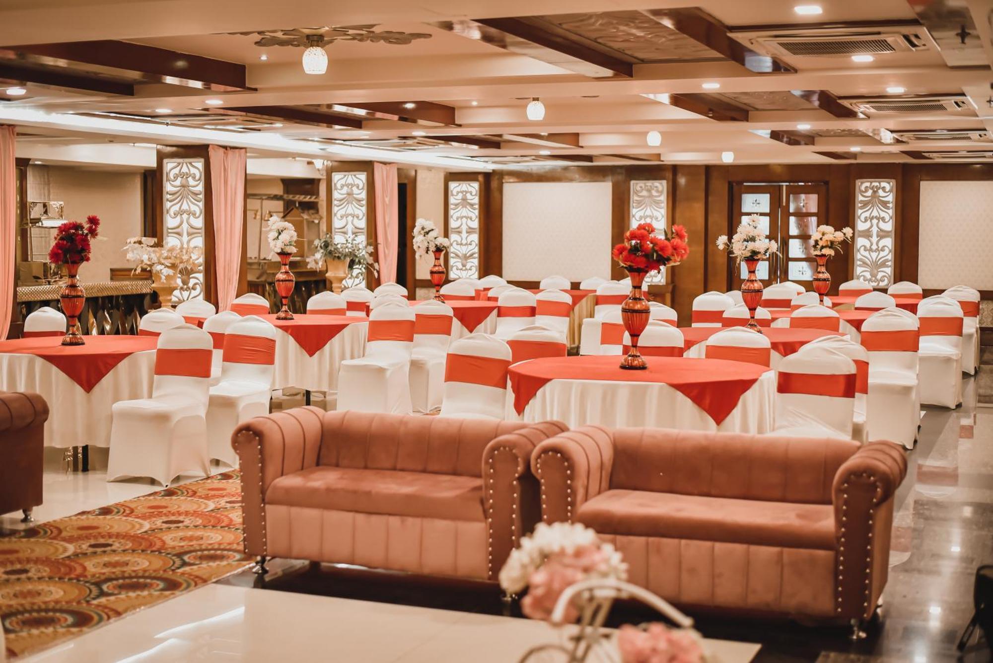 Konark Grand Hotel Mirzapur Luaran gambar