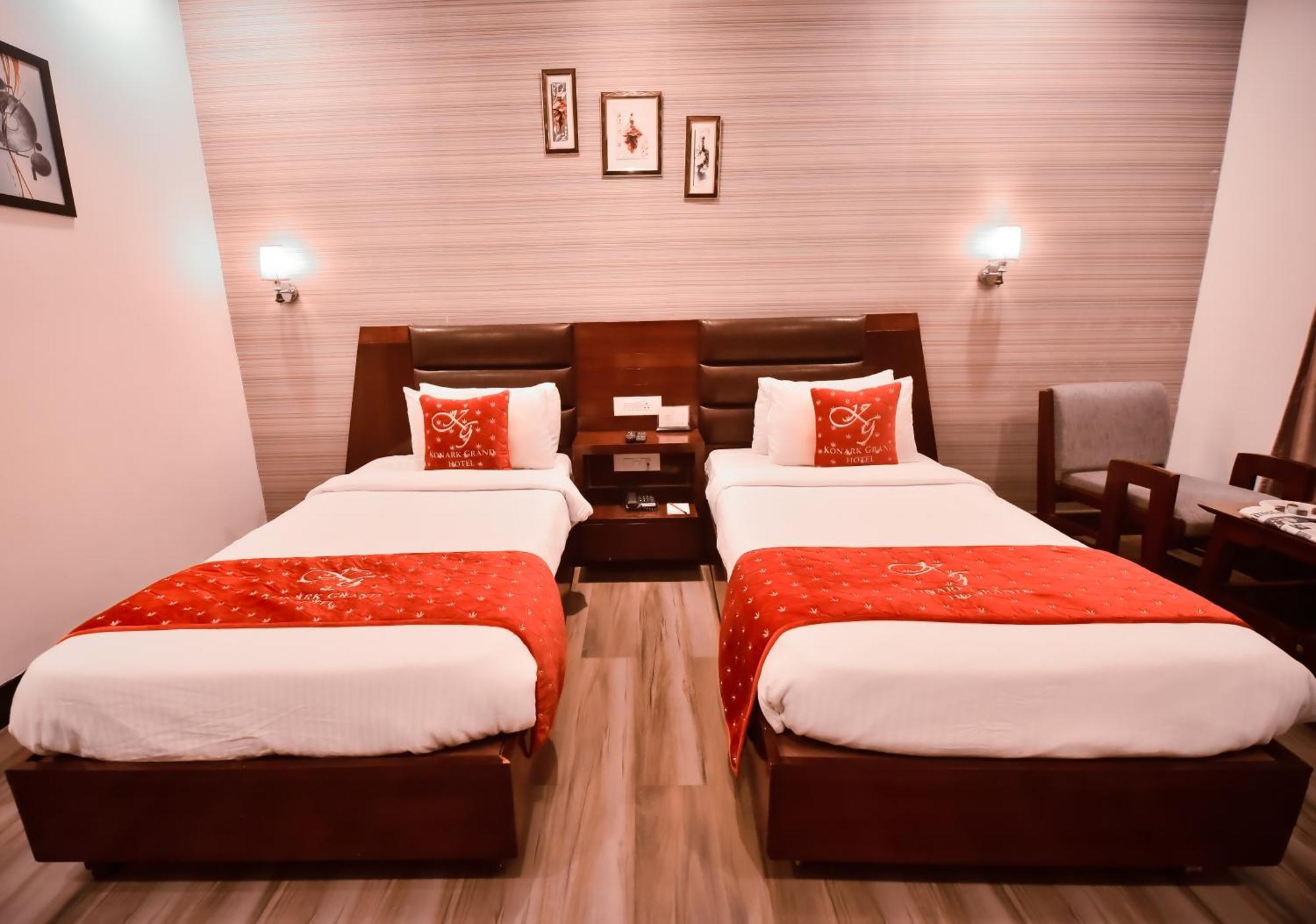 Konark Grand Hotel Mirzapur Luaran gambar