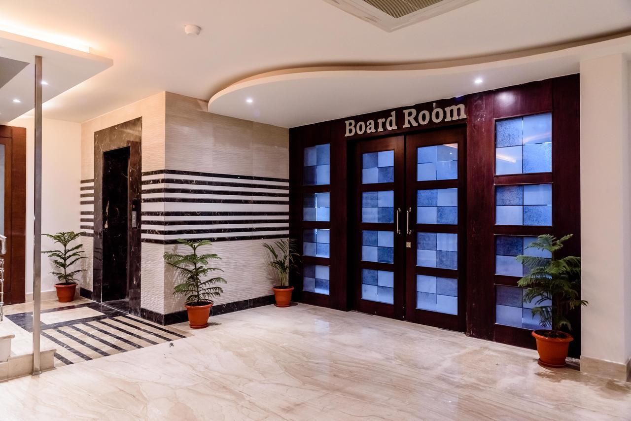 Konark Grand Hotel Mirzapur Luaran gambar