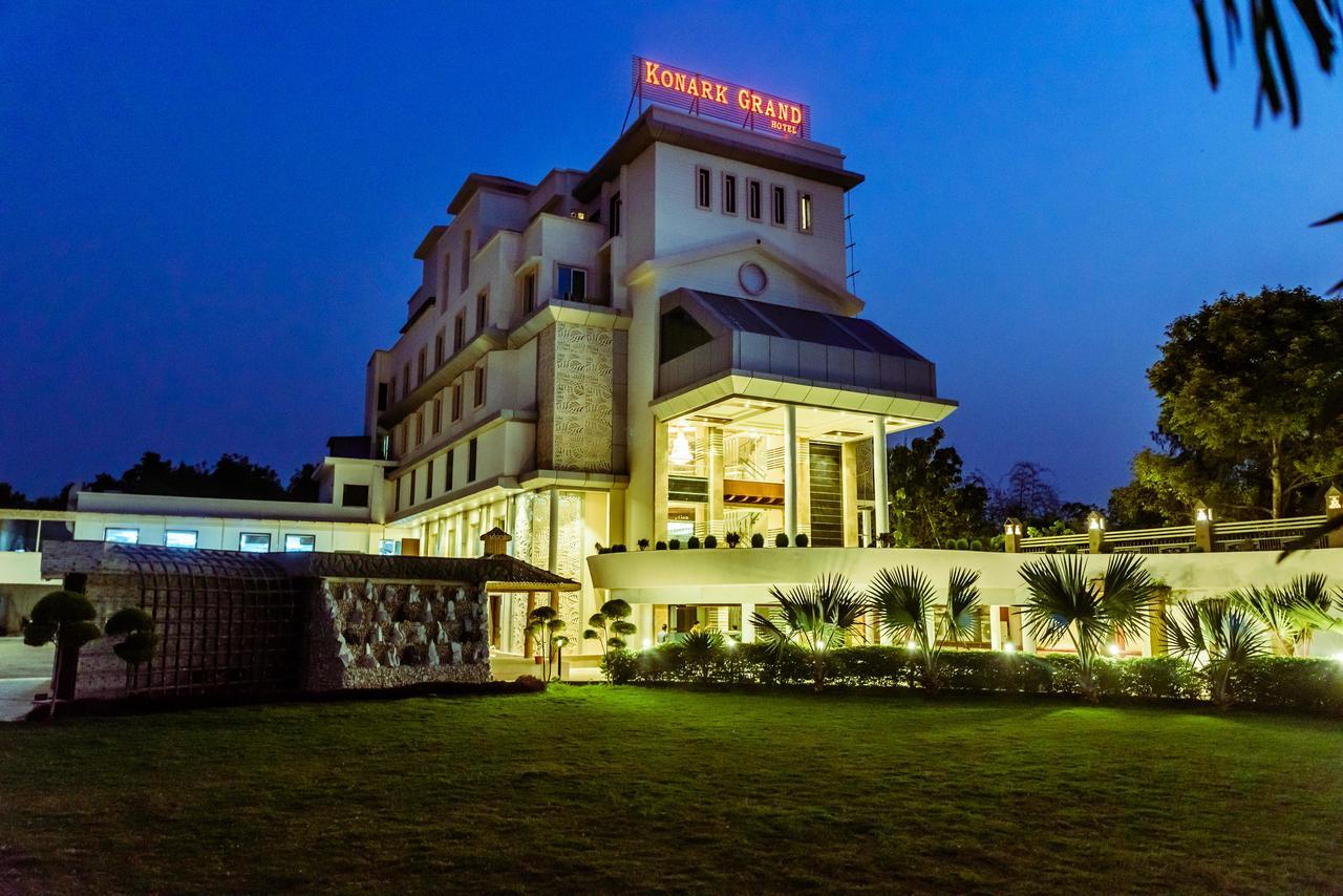 Konark Grand Hotel Mirzapur Luaran gambar